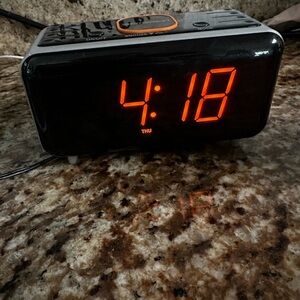 Emerson smart set, Black Digital Alarm Clock with Red Display